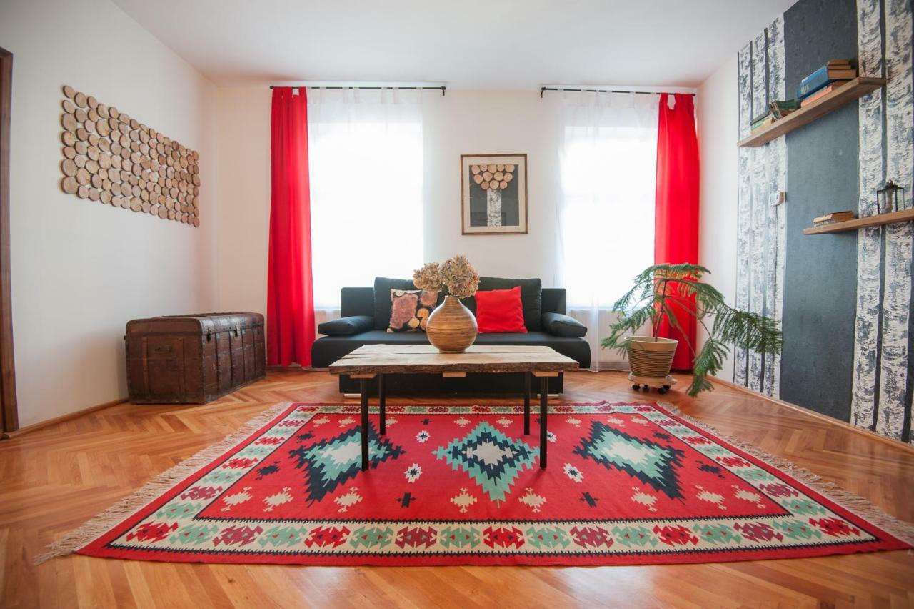 Spacious Stylish In Old Town * Sibiu
